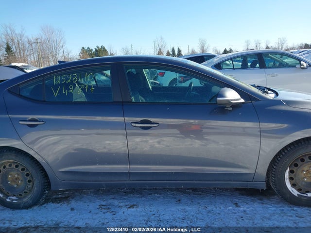 KMHD84LF4HU421897 Hyundai ELANTRA GL