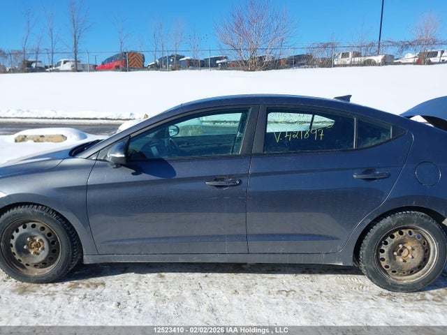 KMHD84LF4HU421897 Hyundai ELANTRA GL