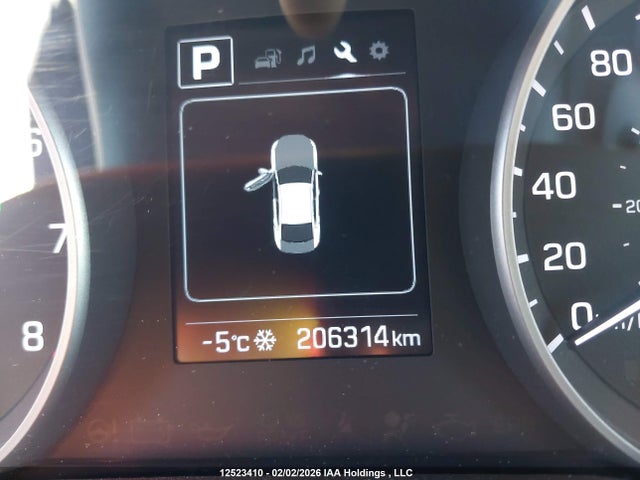 KMHD84LF4HU421897 Hyundai ELANTRA GL