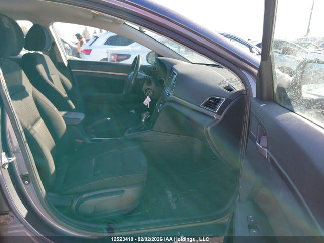 KMHD84LF4HU421897 Hyundai ELANTRA GL