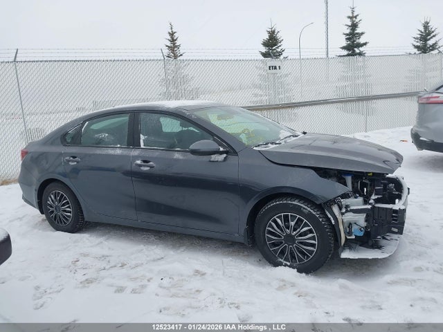 3KPF24AD2PE594699 KIA FORTE LX