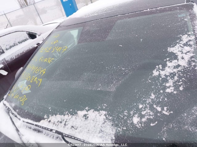 3KPF24AD2PE594699 KIA FORTE LX