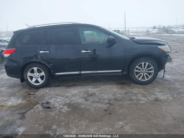 Продажа на аукционе авто 2015 Nissan Pathfinder, vin: 5N1AR2MM2FC687357, номер лота: 12523430