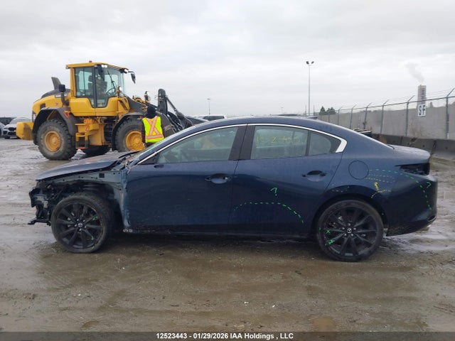 JM1BPBDY8R1658754 Mazda 3 Gt