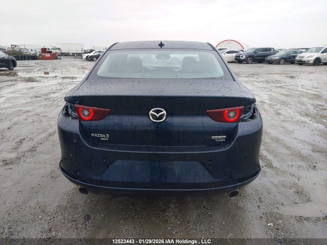 JM1BPBDY8R1658754 Mazda 3 Gt