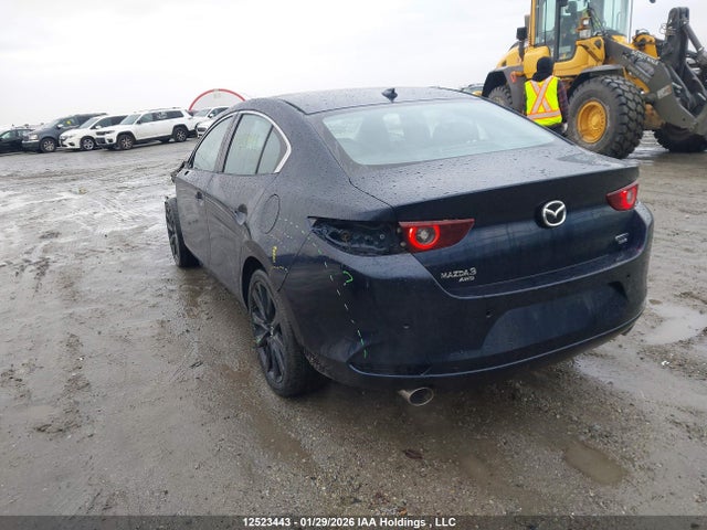 JM1BPBDY8R1658754 Mazda 3 Gt