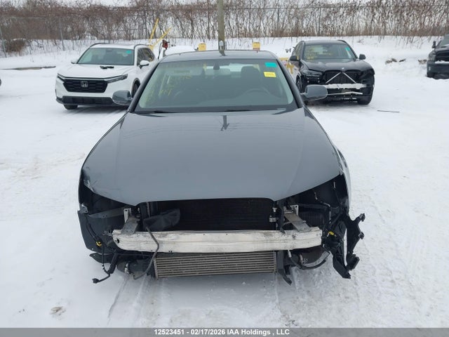 WAUBFCFL4EN045170 Audi A4 PREMIUM