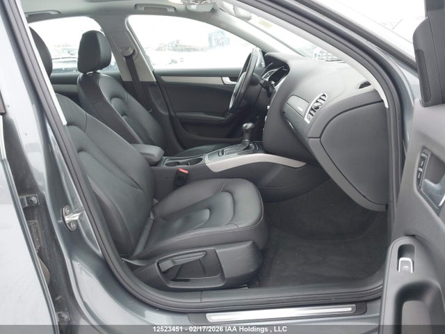 WAUBFCFL4EN045170 Audi A4 PREMIUM