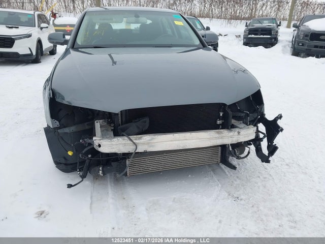 WAUBFCFL4EN045170 Audi A4 PREMIUM