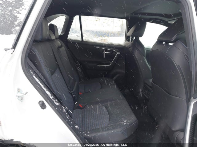 2T3RWRFV3MW116341 Toyota Rav4 Xle
