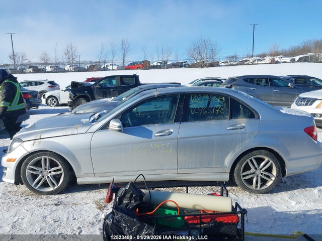 Mercedes-Benz C 300 4matic 2014 WDDGF8AB5EA965178 Image 15