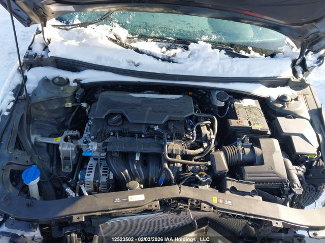 KMHLM4DG1SU027358 Hyundai Elantra