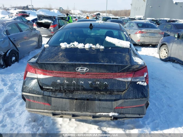 KMHLM4DG1SU027358 Hyundai Elantra