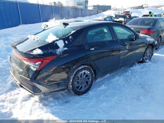 KMHLM4DG1SU027358 Hyundai Elantra