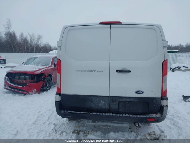 1FTBR1Y82SKB17228 Ford Transit T-250