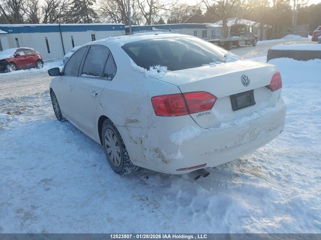 3VW2K7AJ8EM353073 Volkswagen Jetta 2.0l Trendline+