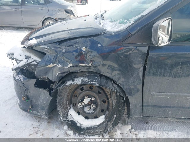 2C4RDGBG7ER135679 Dodge Grand Caravan Se/sxt