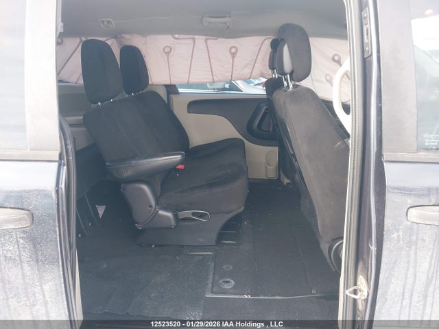 2C4RDGBG7ER135679 Dodge Grand Caravan Se/sxt