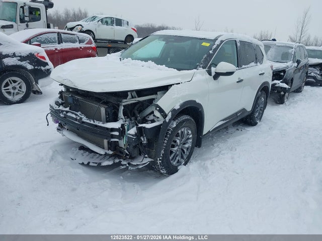 5N1AT3AB0MC780174 Nissan Rogue