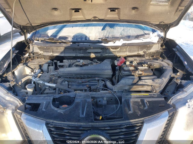 5N1AT2MV9JC747573 Nissan Rogue Sv/sl