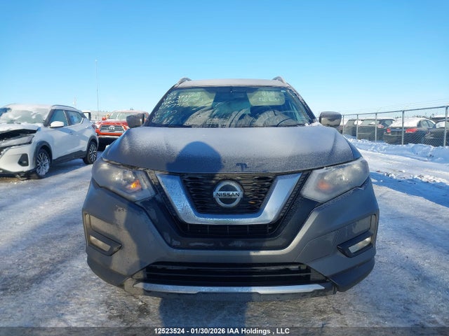 5N1AT2MV9JC747573 Nissan Rogue Sv/sl