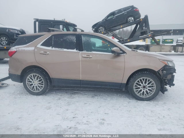 Aukcja sprzedaży 2018 Chevrolet Equinox Lt, vin: 2GNAXTEX2J6176121, numer aukcji: 12523529