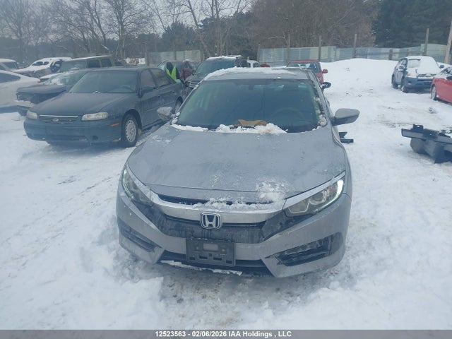 Honda Civic 2018 2HGFC2F51JH044121 Image 13