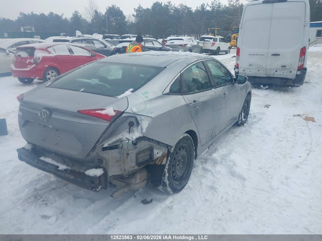Honda Civic 2018 2HGFC2F51JH044121 Image 4