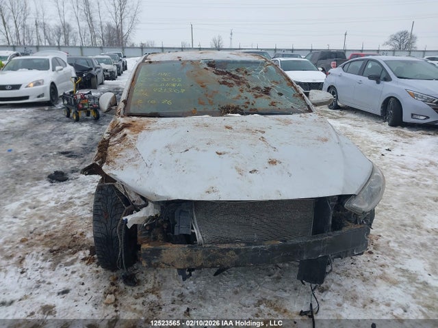 KMHD84LF3HU421308 Hyundai Elantra