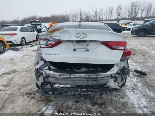 KMHD84LF3HU421308 Hyundai Elantra