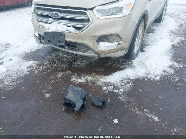 1FMCU0GD7HUB69569 Ford ESCAPE SE