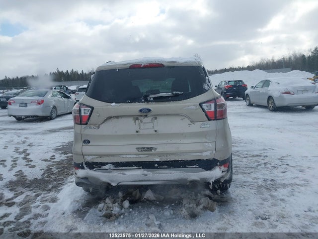 1FMCU0GD7HUB69569 Ford ESCAPE SE