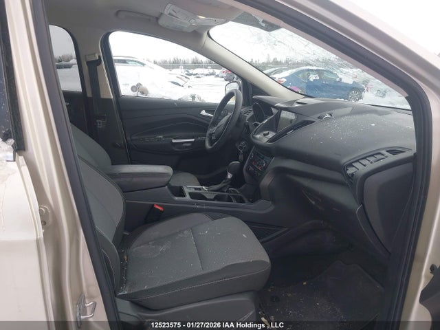 1FMCU0GD7HUB69569 Ford ESCAPE SE