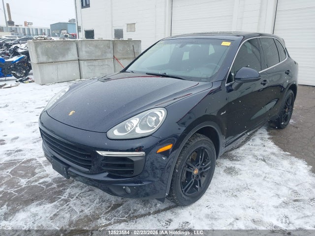 WP1AF2A21FLA39328 Porsche Cayenne