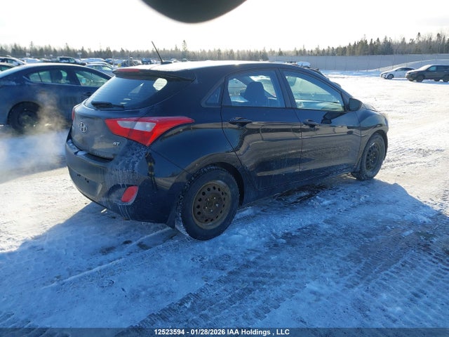 KMHD35LH8FU243883 Hyundai ELANTRA GT