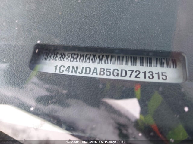 1C4NJDAB5GD721315 Jeep Compass Sport/north