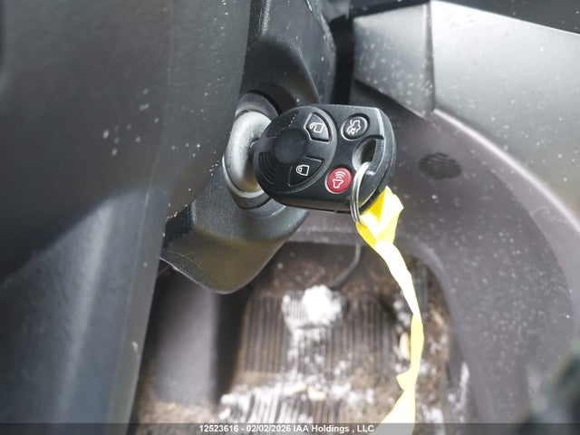 1FMCU9HD4JUA76338 Ford ESCAPE SEL