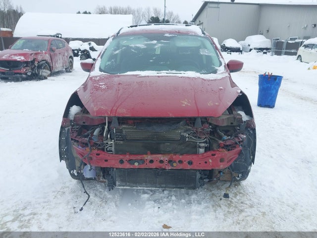 1FMCU9HD4JUA76338 Ford ESCAPE SEL