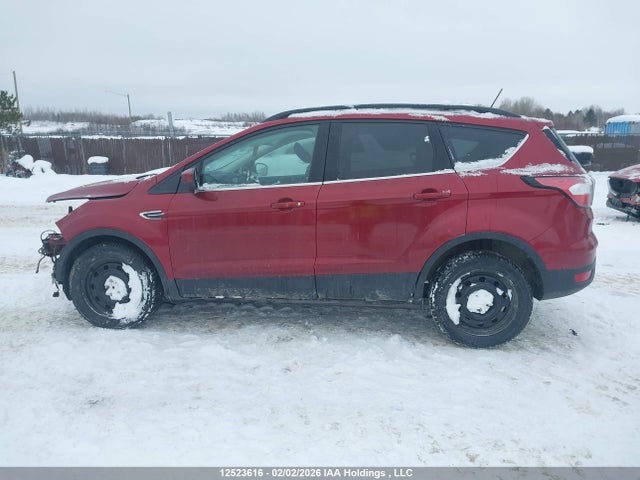1FMCU9HD4JUA76338 Ford ESCAPE SEL