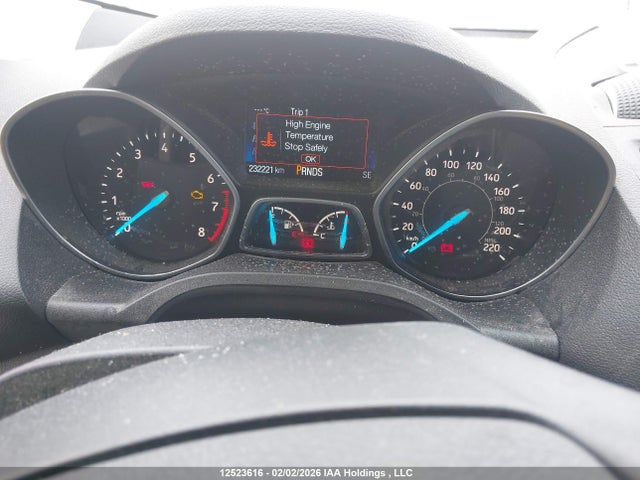 1FMCU9HD4JUA76338 Ford ESCAPE SEL
