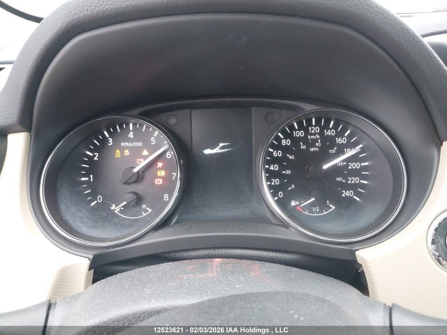 5N1AT2MV6HC789614 Nissan Rogue S/sl Platinum/sv