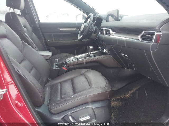 JM3KFBEY2P0161565 Mazda Cx-5 Signature