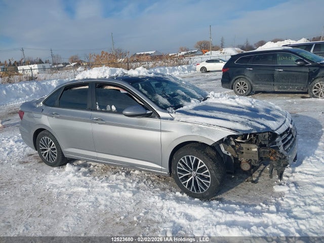 2021 Volkswagen Jetta Highline მანქანა იყიდება აუქციონზე, vin: 3VWE57BU8MM078641, აუქციონის ნომერი: 12523680
