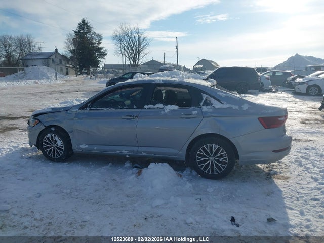2021 Volkswagen Jetta Highline მანქანა იყიდება აუქციონზე, vin: 3VWE57BU8MM078641, აუქციონის ნომერი: 12523680