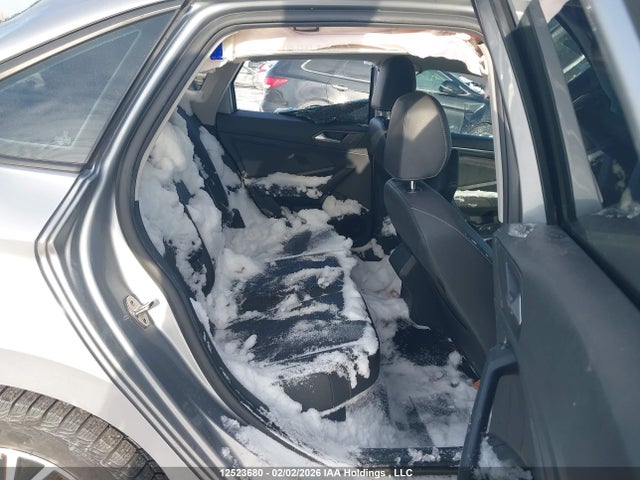 2021 Volkswagen Jetta Highline მანქანა იყიდება აუქციონზე, vin: 3VWE57BU8MM078641, აუქციონის ნომერი: 12523680