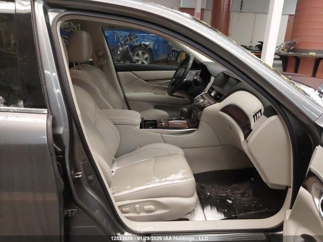 JN1BY1PR9HM210812 Infiniti Q70l 3.7