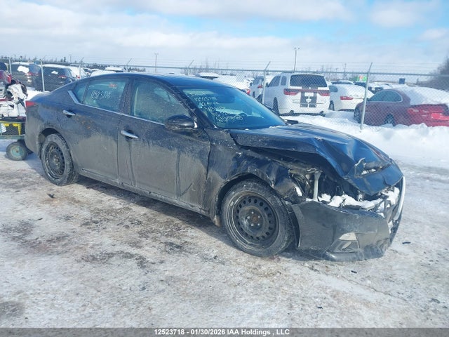 1N4BL4FW0NN351137 Nissan Altima Platinum