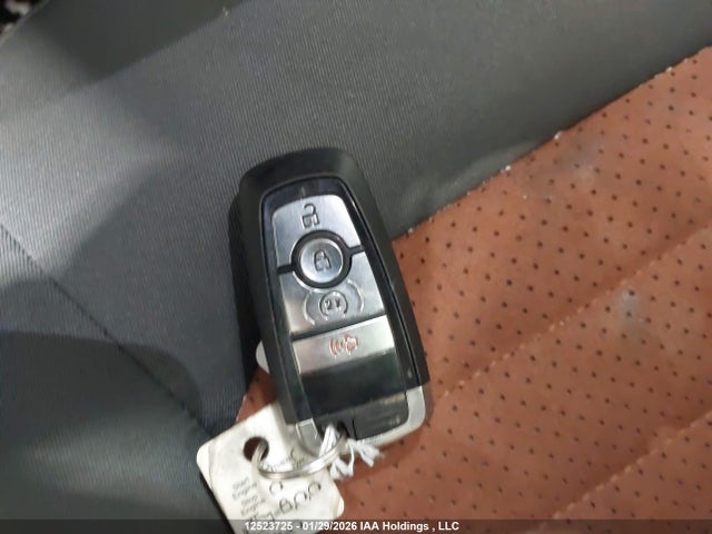 Ford EDGE SEL 2018 2FMPK4J9XJBB46236 Image 11