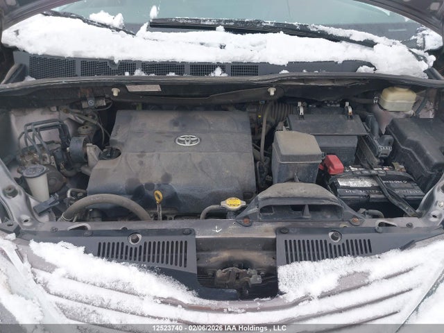 5TDKK3DC1FS668369 Toyota Sienna