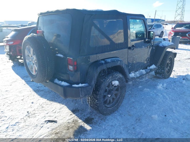 1C4AJWAG1GL294713 Jeep Wrangler Sport
